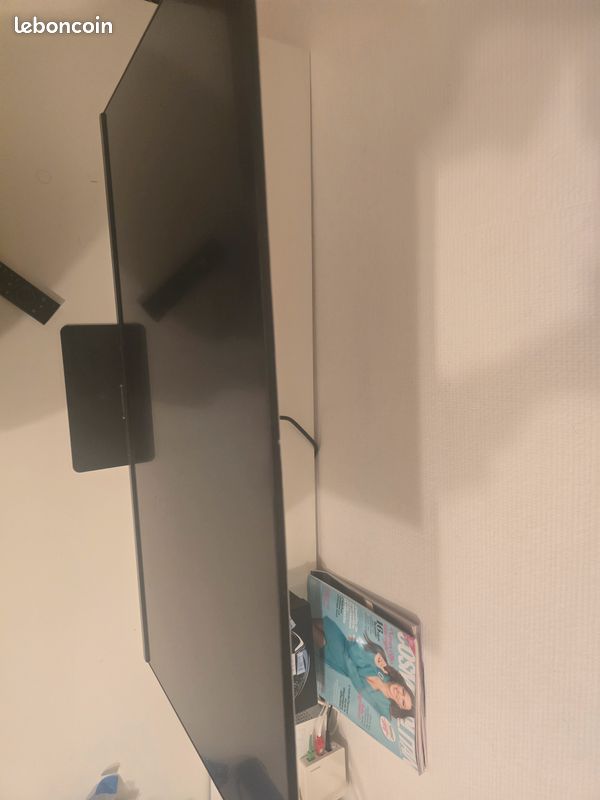 Samsung smart monitor M7 32 (image 4)