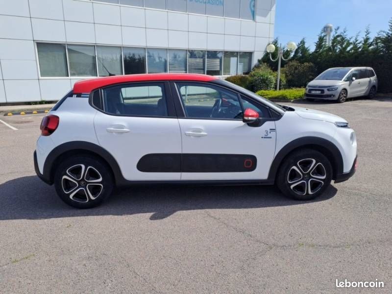Citroën C3 PureTech 82 S&S BVM5 Graphic (image 4)