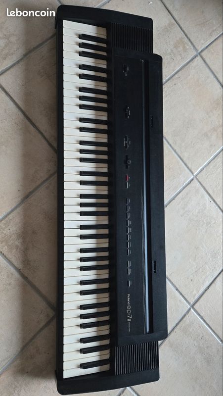 Piano électrique Roland EP7 2 (image 2)