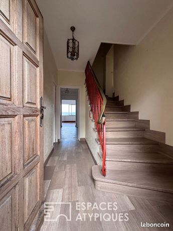 Maison 10 pièces 163 m²