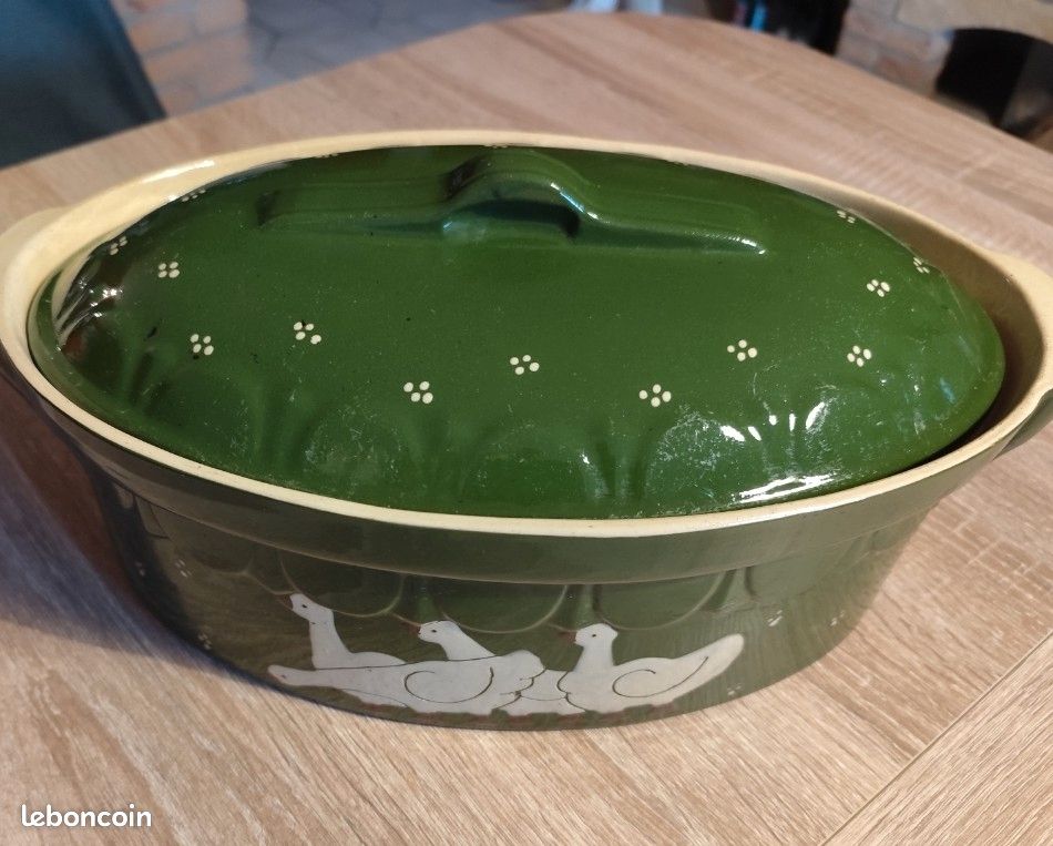 Grande Terrine "type baeckeoffe alsacienne" 6 personnes (image 1)