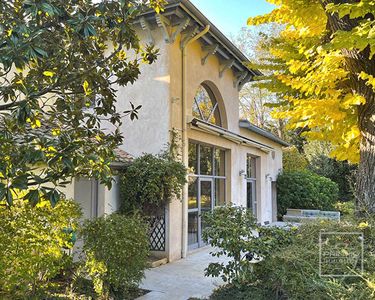 Maison 1 840 000 € - 700 m²