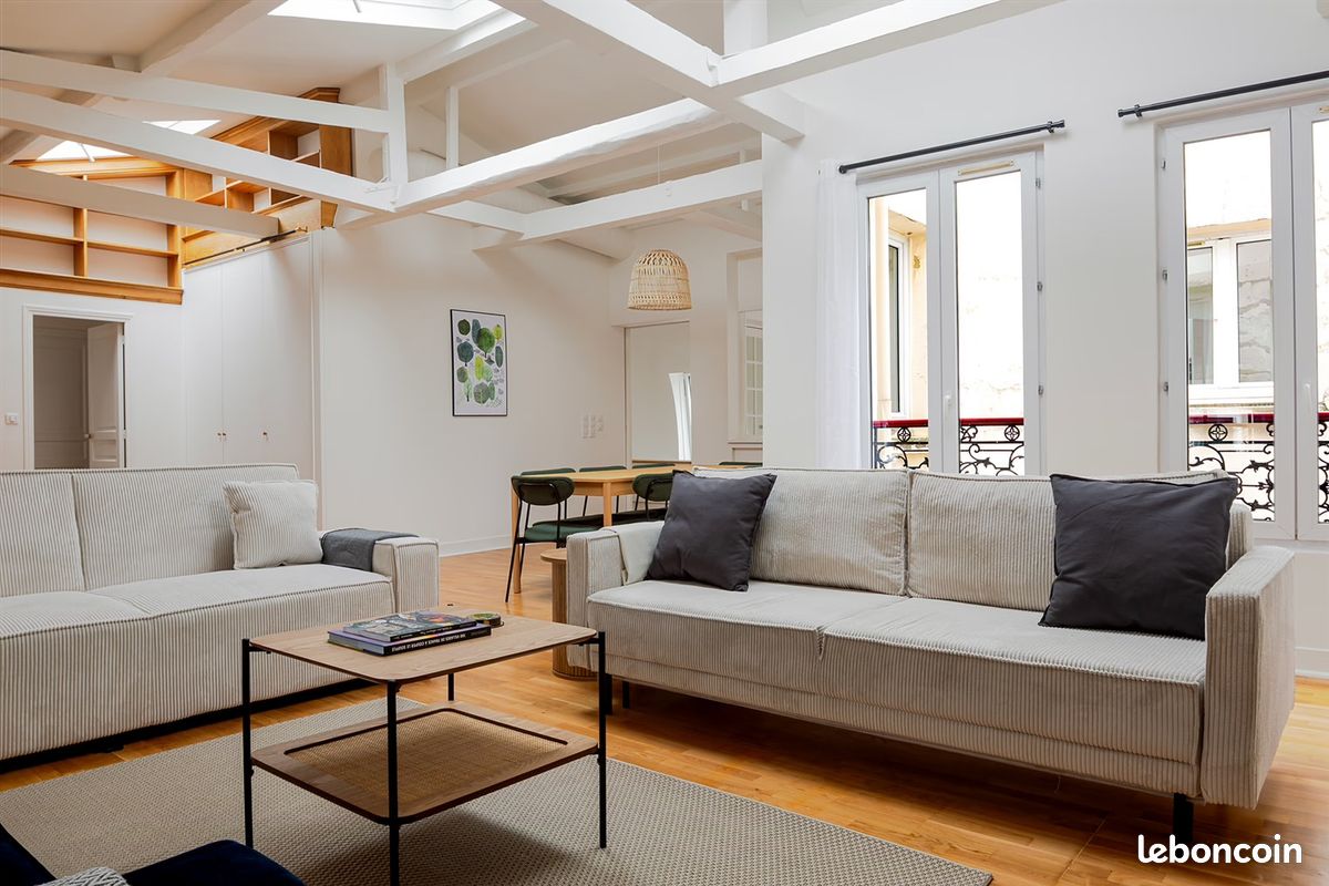 Appartement 5 pièces 160 m² · à Paris · 160 m² · 5 300 €