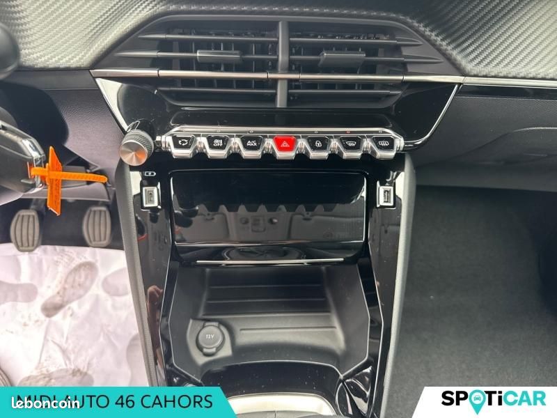 Peugeot 208 1.5 BlueHDi 100ch S&S Allure (image 21)
