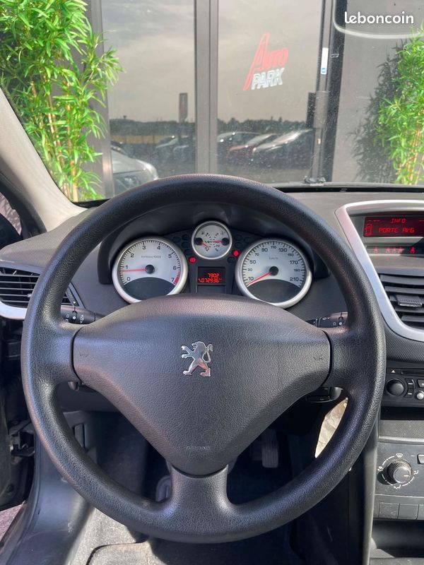 Peugeot 207 1.4 VTi / Ess / Garantie / Paiement 3x 4x 10x ✅ (image 5)