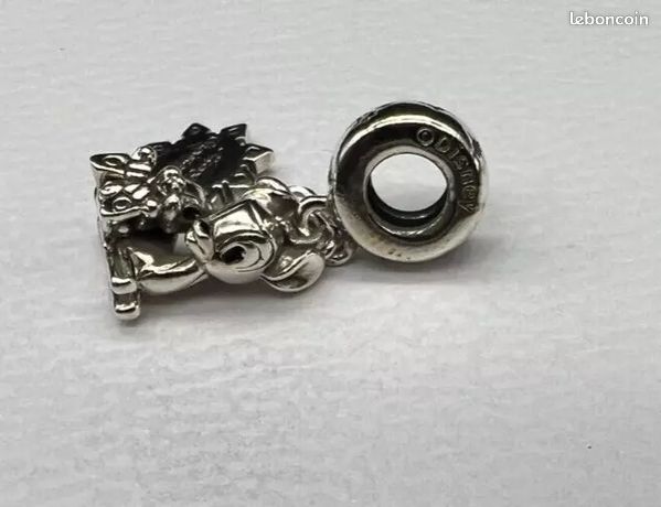 pandora bambi charm