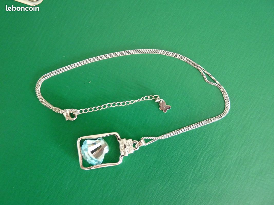 Collier fantaisie (image 1)