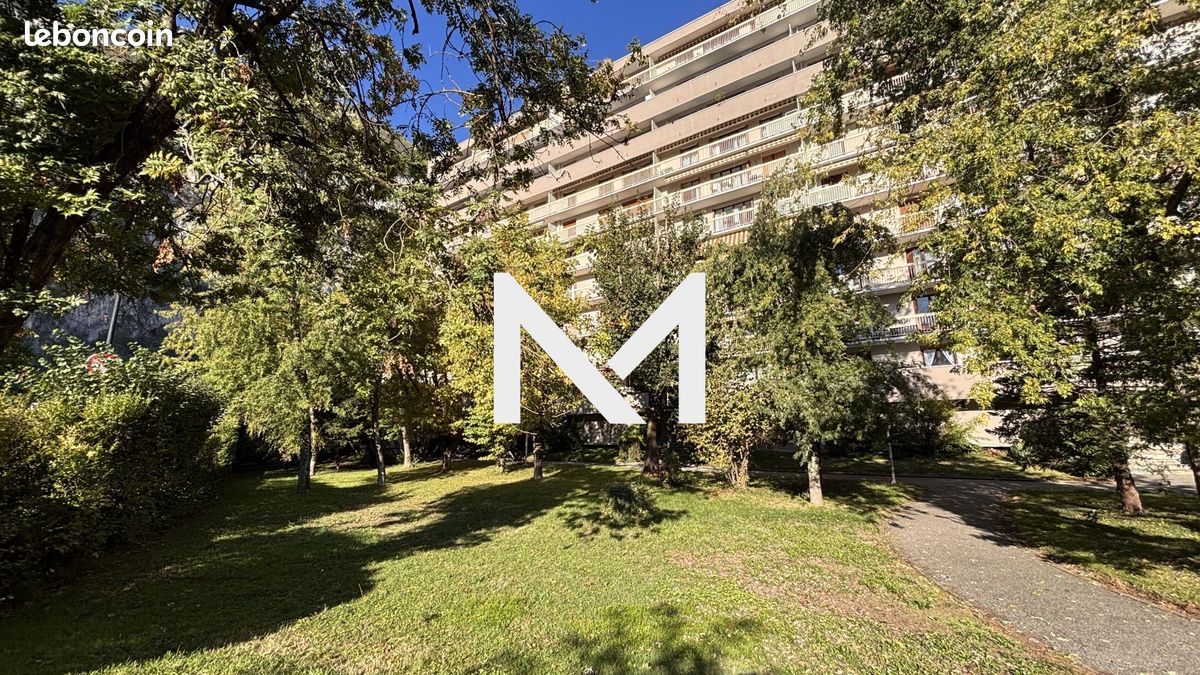 Appartement 5 pièces 97 m² · à Sassenage · 97 m² · 180 000 €