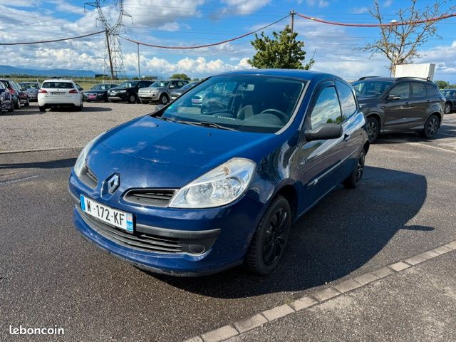 RENAULT Clio III 1.2 L 75 CH EXTREME (image 1)
