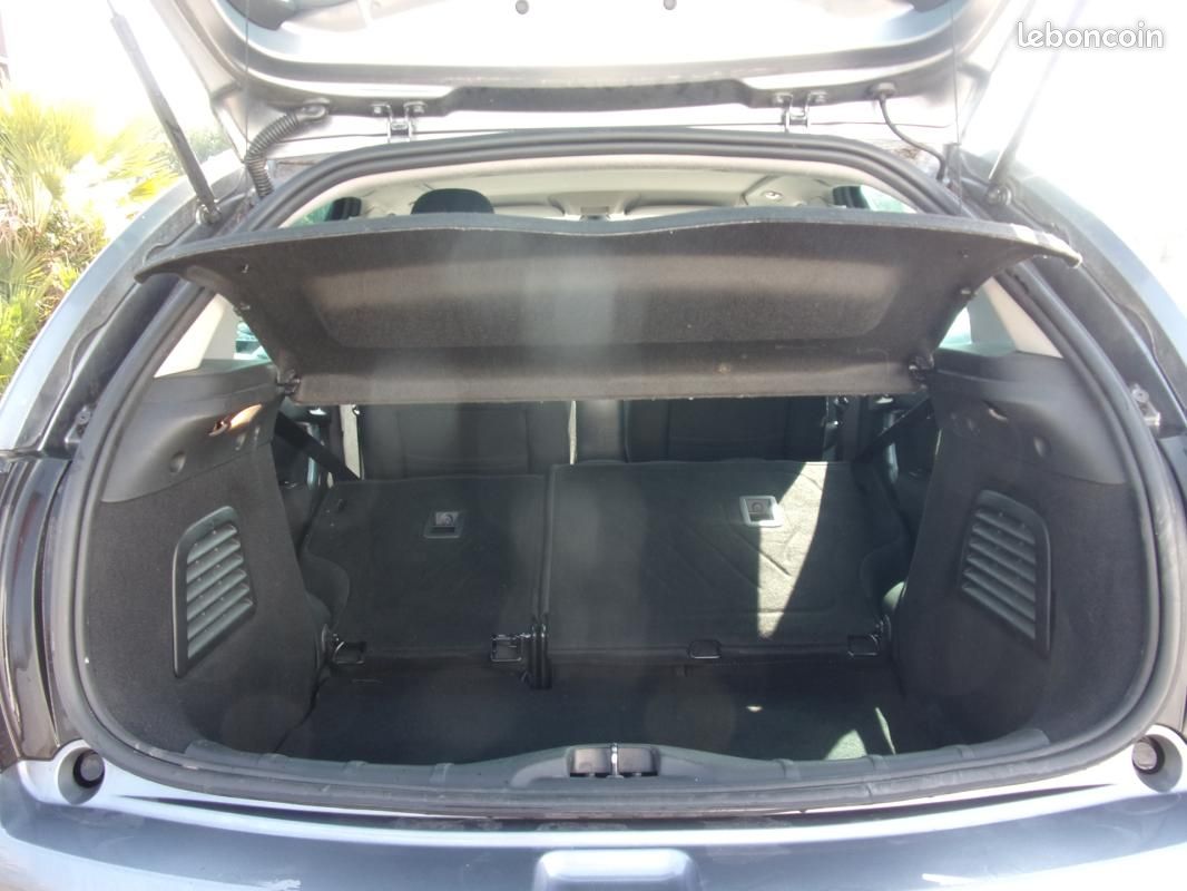 Citroën C3 VTi 120 Exclusive A (image 15)