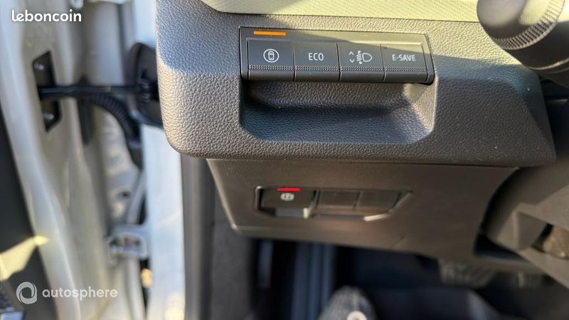 Dacia Duster 1.8 hybrid 155ch Extreme (image 27)