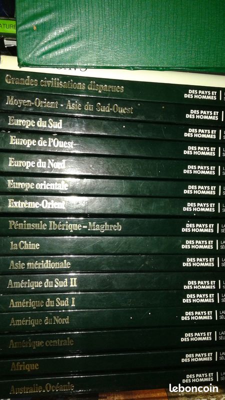 COLLECTION LAROUSSE des Pays et des Hommes (image 1)