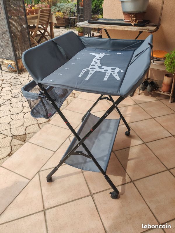 Table à langer pliante (image 2)