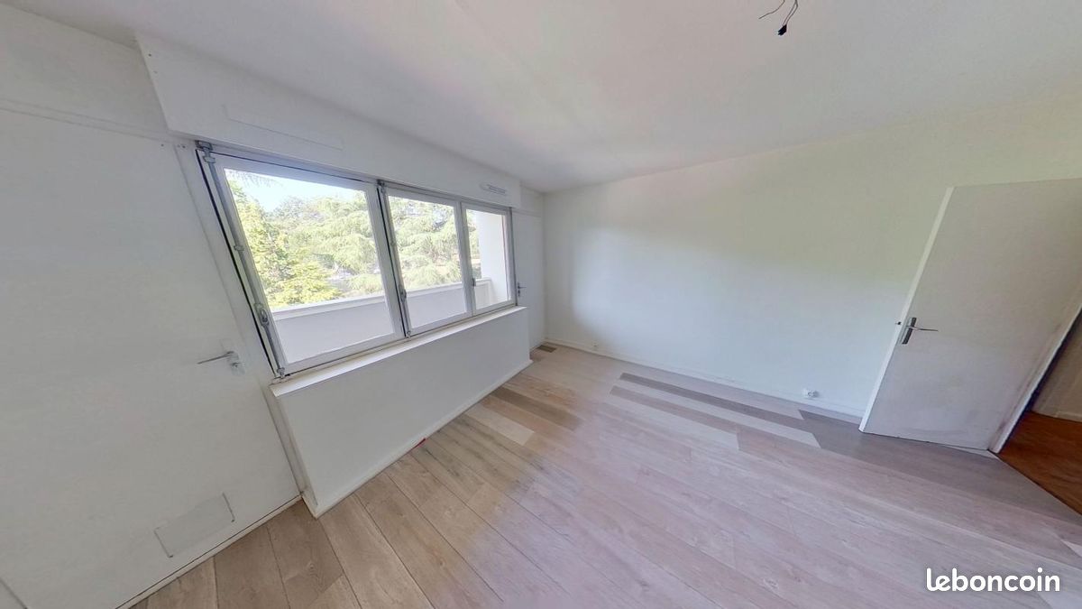 Appartement 3 pièces 67 m² · à Écully · 67 m² · 932 €/mois