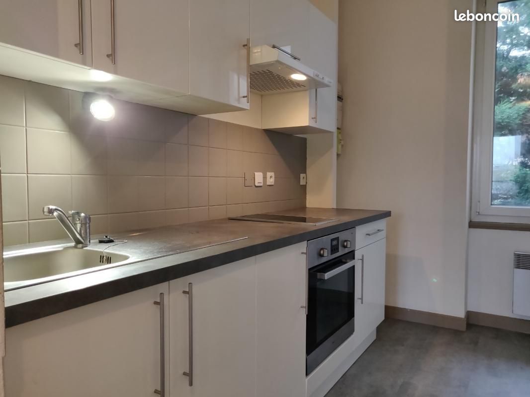 Appartement 2 pièces 39 m² · à Roanne · 39 m² · 418 €