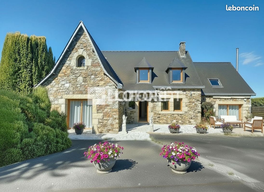 Maison 8 pièces 200 m² · à Lassy · 200 m² · 467 100 €