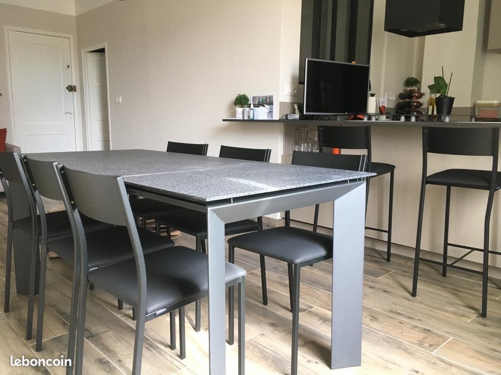 Appartement 2 pièces 45 m² · à Cotignac · 45 m² · 670 €/mois