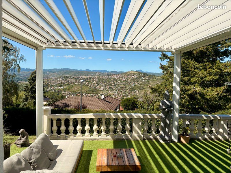 Maison 7 pièces 200 m² · à Veyre-Monton · 200 m² · 539 000 €