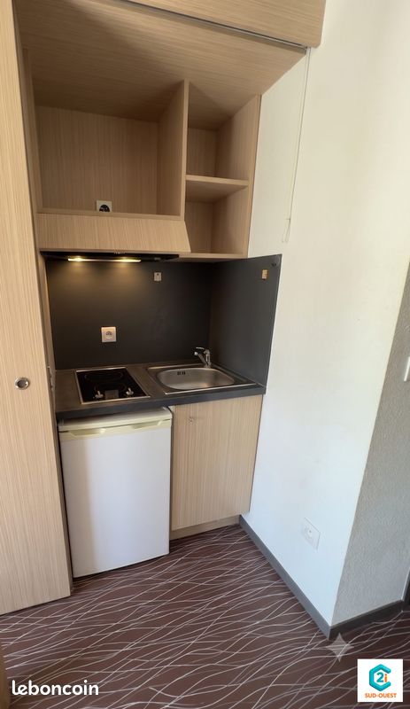 Studio 1 pièce 18 m² (image 3)