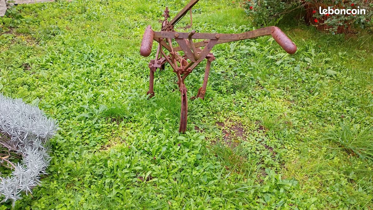 Charrue en fer forgé (image 2)
