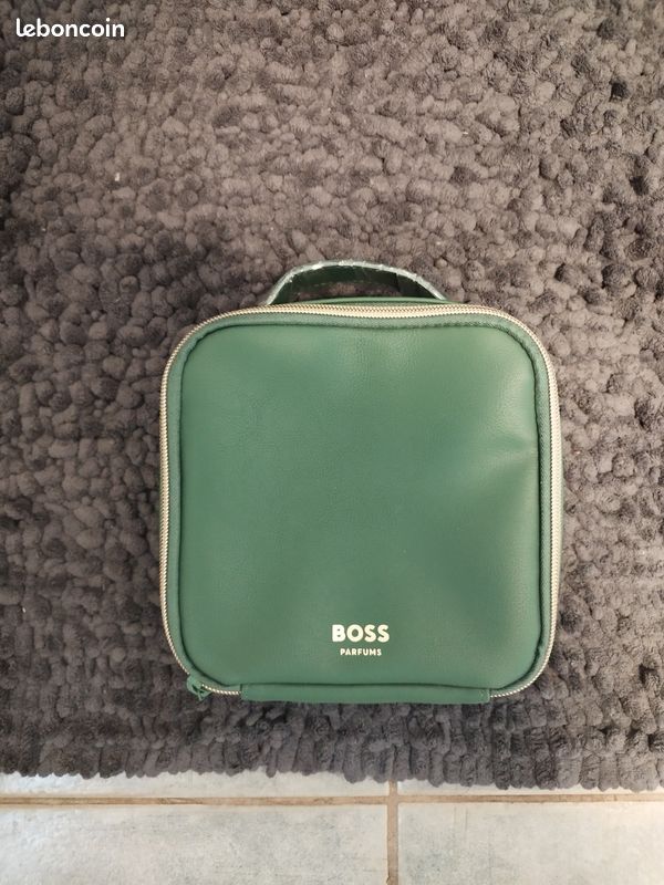 Trousse De Toilette Hugo Boss Corp Homme - Grise, 23x11x9 Cm - Neuve Avec étiquettes