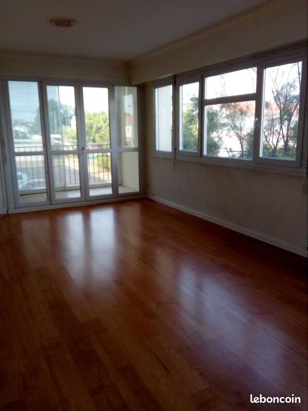 Appartement 3 pièces 75 m² · à Talence · 75 m² · 900 €