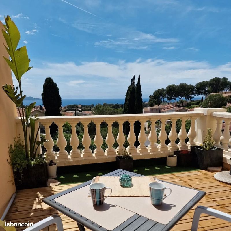 Appartement 2 pièces 40 m² · à Carqueiranne · 40 m² · 900 €