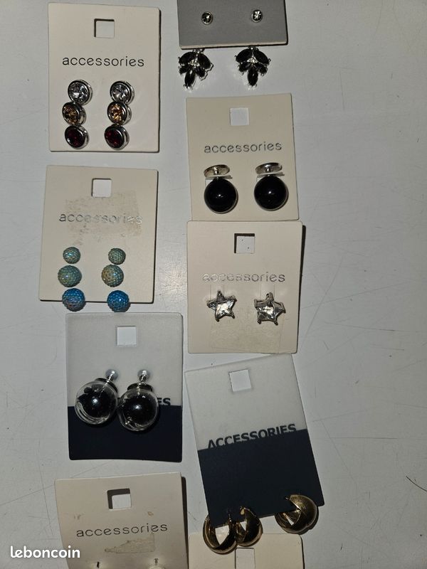 Lot de paires de boucles d'oreilles (image 3)