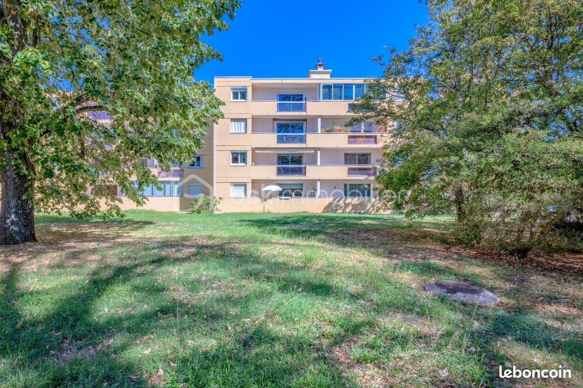 Appartement 4 pièces 96 m² · à Meyzieu · 96 m² · 281 000 €