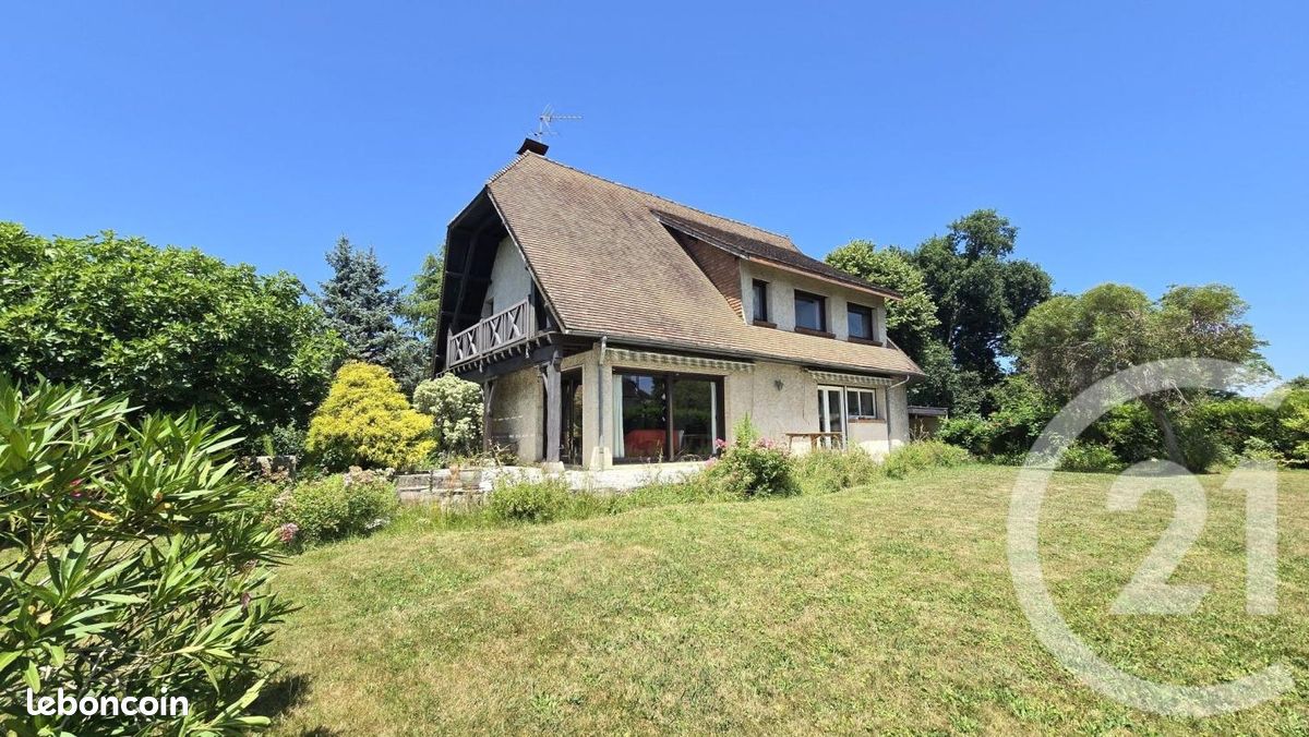 Maison 8 pièces 190 m² · à Bizanos · 190 m² · 493 500 €