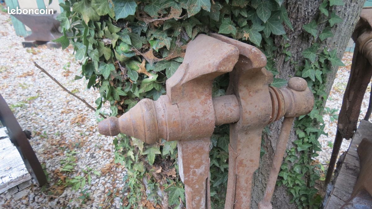 étau ancien (image 2)