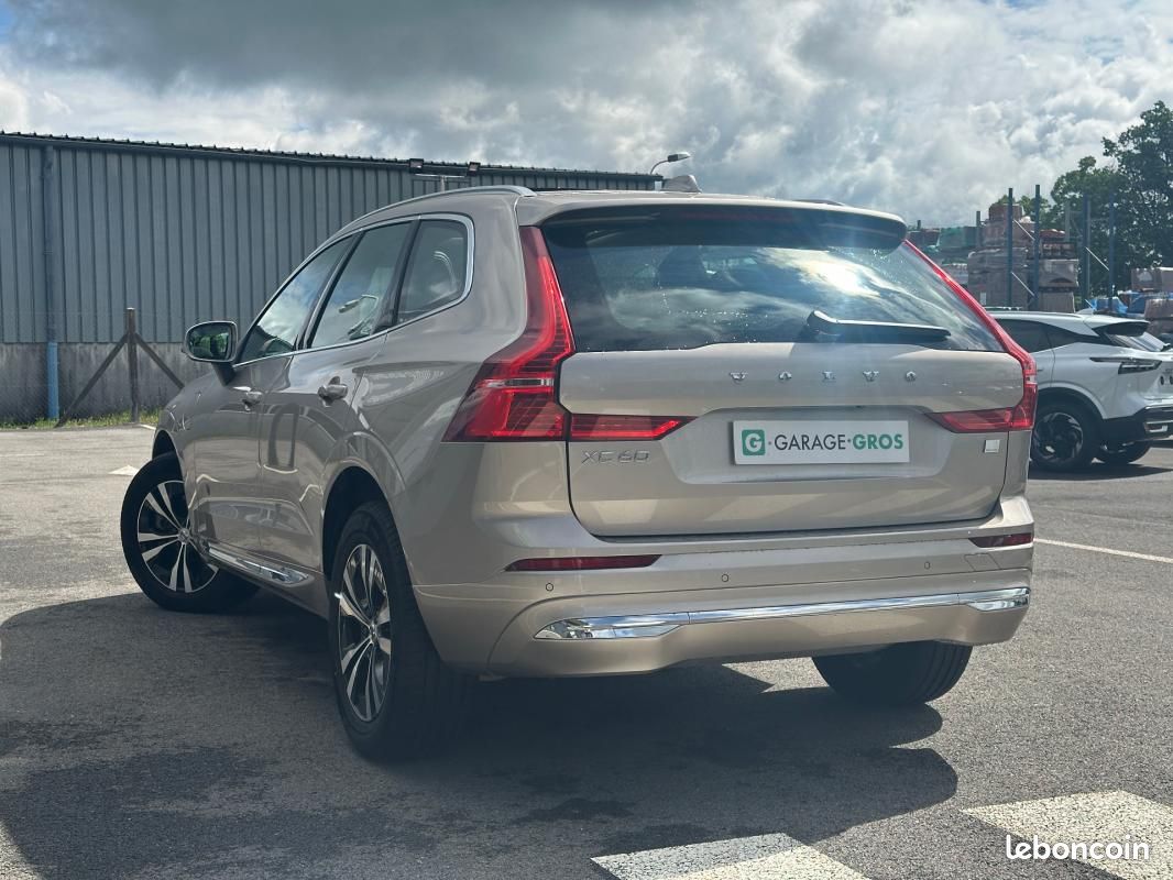 Volvo XC60 T6 AWD Hybride rechargeable 253 ch+145 ch Geartronic 8 Start (image 2)