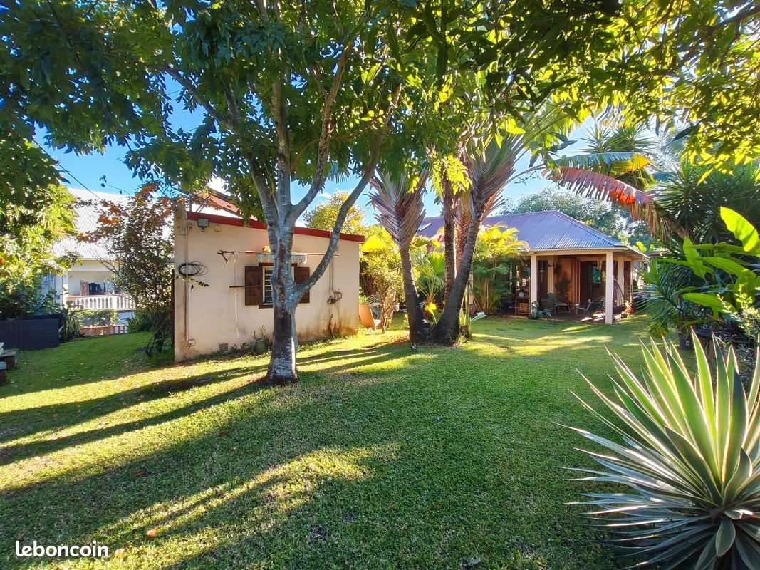 Maison 8 pièces 180 m² · à Saint-Pierre · 180 m² · 584 000 €