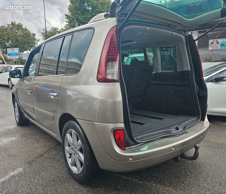 RENAULT Espace 2.0 dCi 150 cv Boîte auto (image 5)