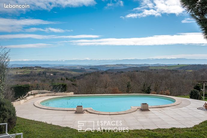 Propriété 6 pièces 156 m²