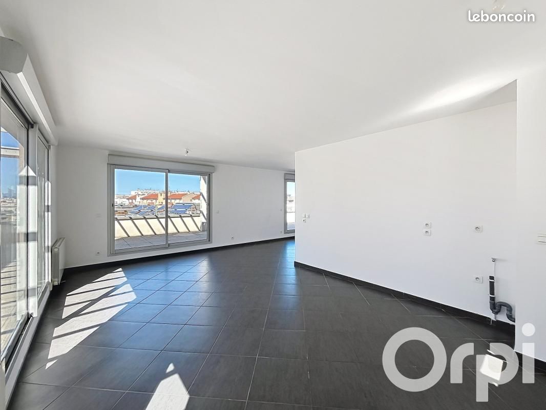 Appartement 5 pièces 110 m² · à Villeurbanne · 110 m² · 1 990 €/mois