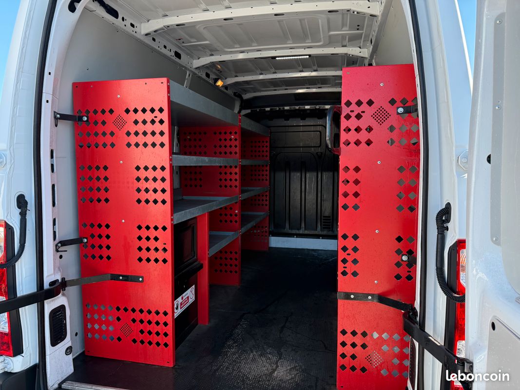Renault master dci 110 gd confort etagere 12416 ht (image 5)