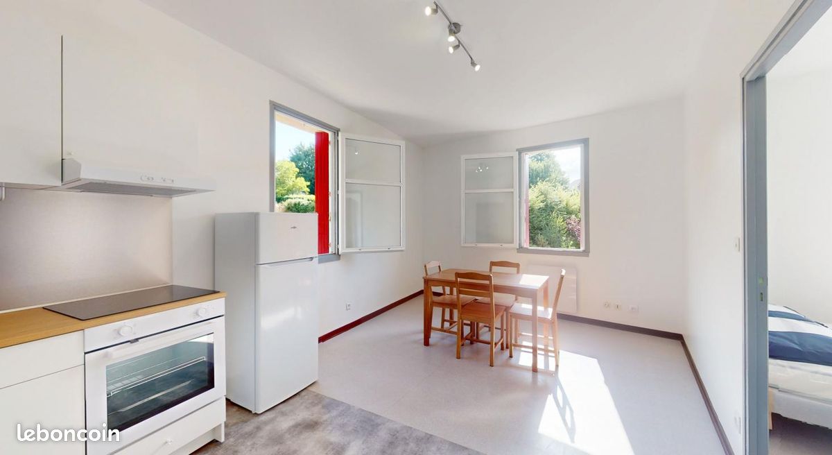 Appartement 1 pièce 30 m² · à Salmiech · 30 m² · 510 €/mois