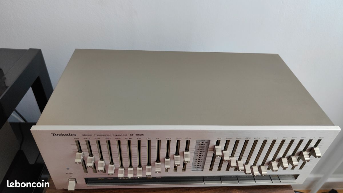 Equalizer technics sh 8020Son de haute qualité, rarement utilisé (pas de boîte