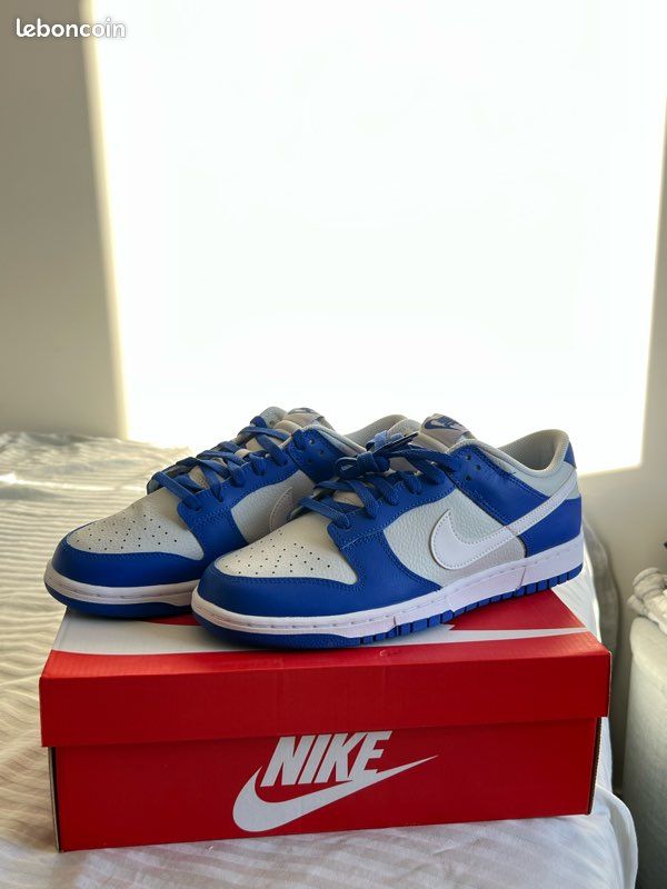 Nike Dunk Low taille 45 (image 1)