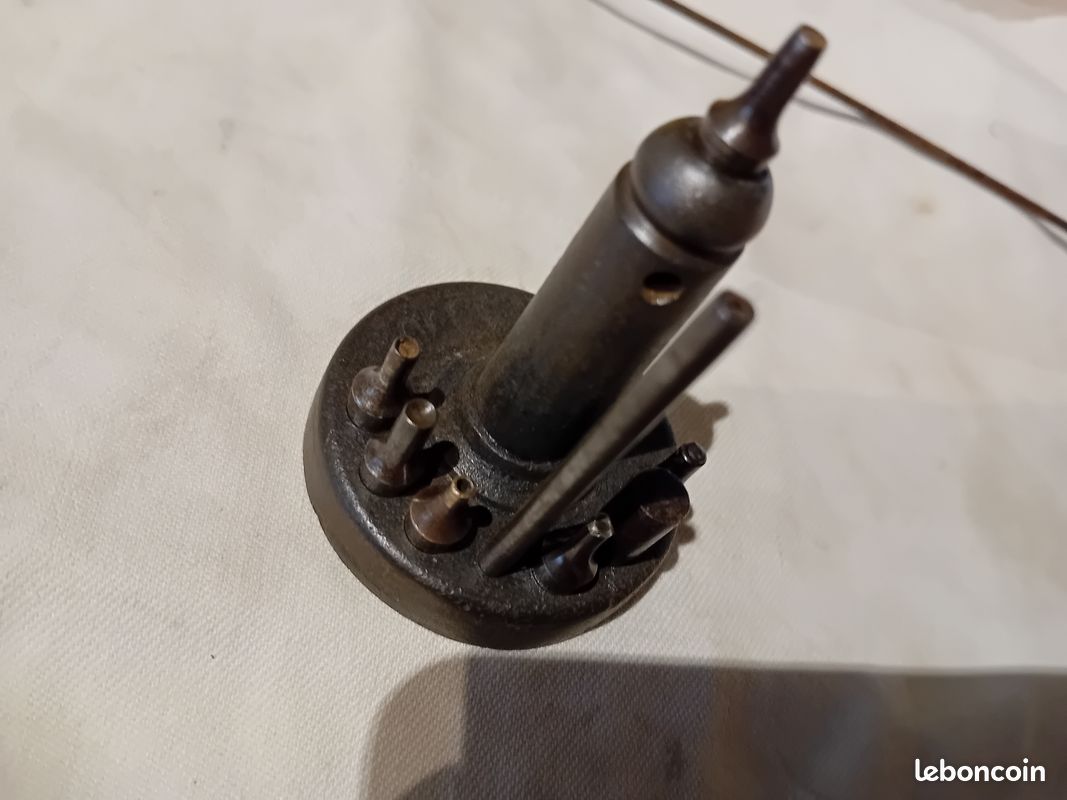 Lot D'aiguilles Pour Montres Anciennes - Horlogerie - Neuf Et Occasion