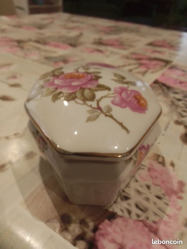 Boite à bijoux en porcelaine (image 3)
