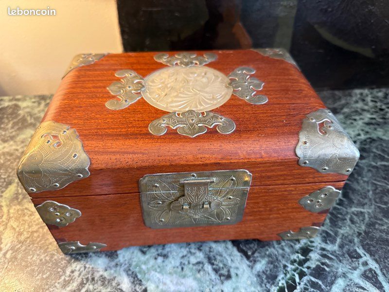 Petite Boîte à Bijoux Vintage – Bois Et Métal, Style Soleil