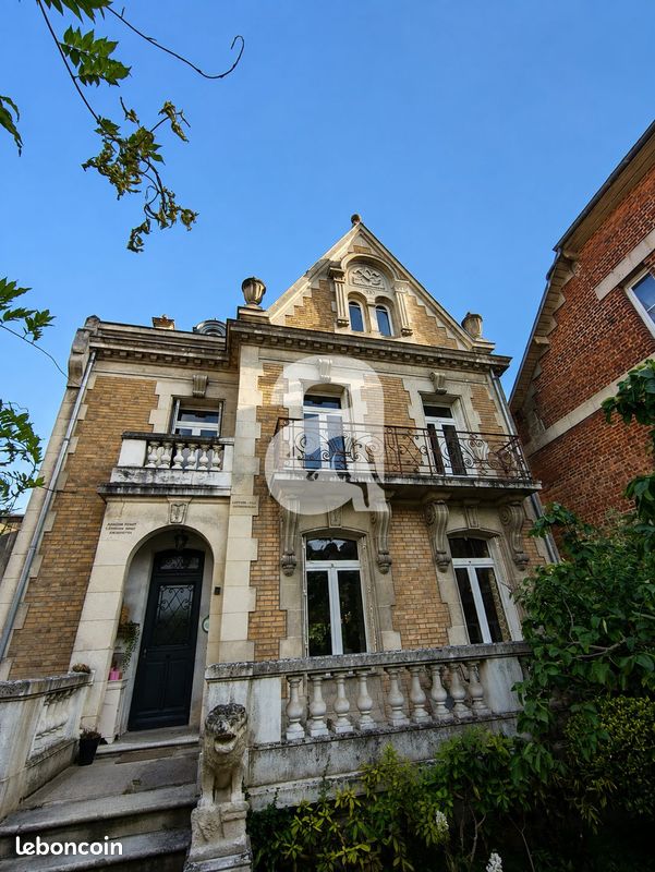 Maison 6 pièces 224 m² · à Soissons · 224 m² · 490 000 €