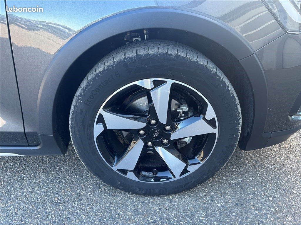 Ford Focus IV ACTIVE 1.0 ECOBOOST 155 S&S MHEV POWERSHIFT X Active X (image 32)