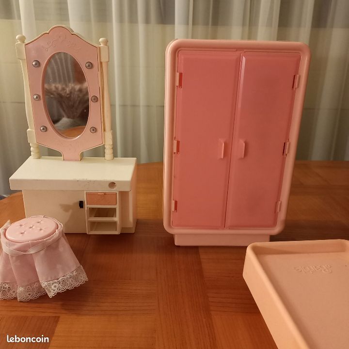 Grande Maison de Barbie Vintage + meubles + chevaux + voiture (image 11)