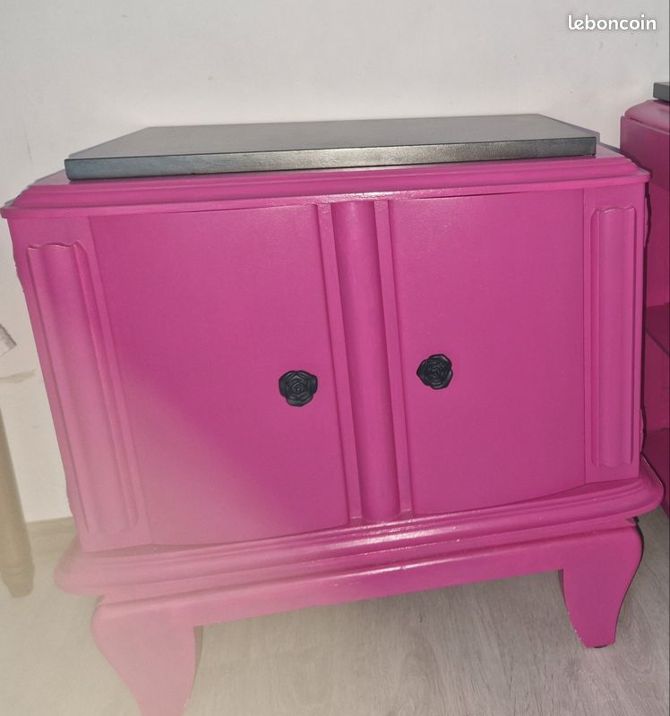 Table de chevet avec plateau marbre (image 1)