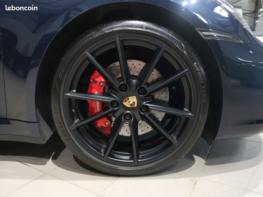 Porsche 911 COUPE (992) 3.0 450CH 4S (image 32)
