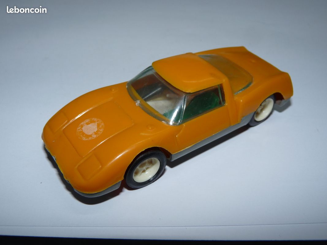 Jouet Ancien Clé Clément Gaget Simca Sport à friction 1/32