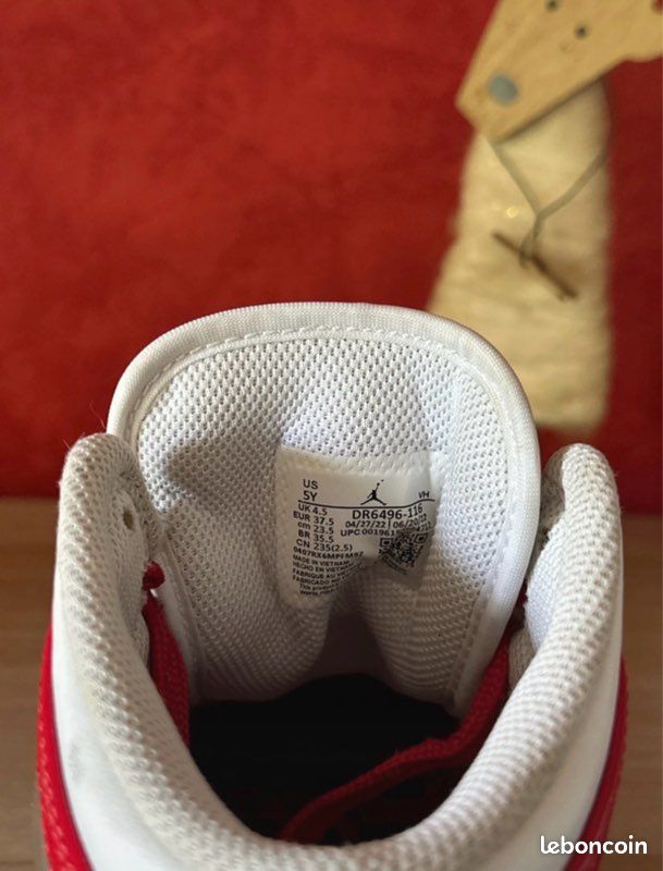 👟 Nike Jordan Édition Chicago taille 37.5 très bon état (image 6)